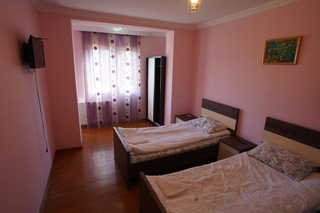 Imperator 1 Hotel Kutaisi Zewnętrze zdjęcie