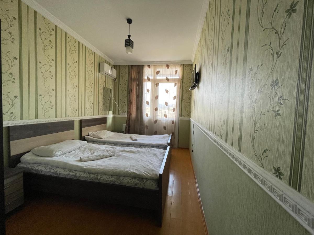 Imperator 1 Hotel Kutaisi Zewnętrze zdjęcie