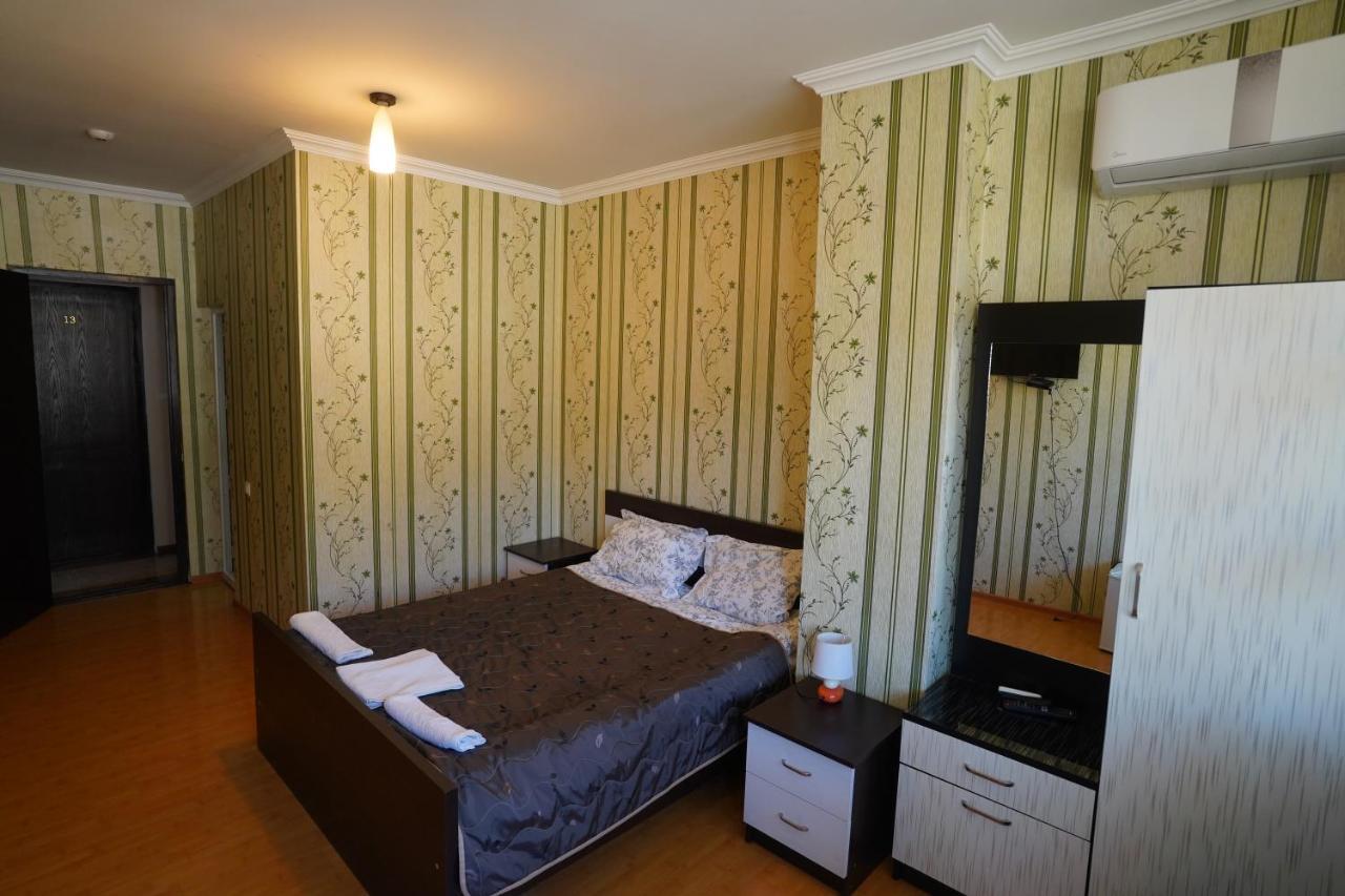 Imperator 1 Hotel Kutaisi Zewnętrze zdjęcie