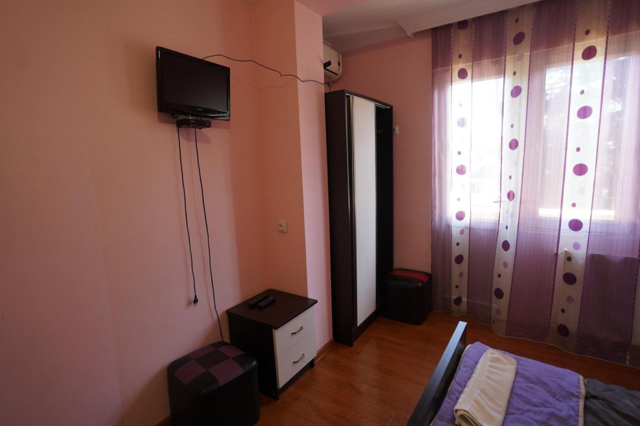 Imperator 1 Hotel Kutaisi Zewnętrze zdjęcie